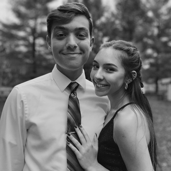 Meet your Posher, Taylor - Picture 1 of 1